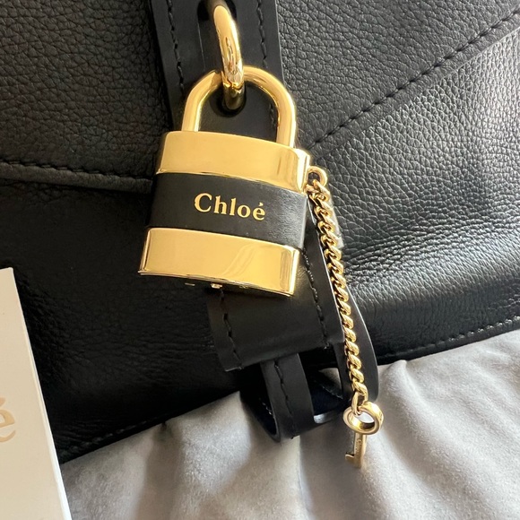 Beautiful CHLOE Aby shoulder bag BNWT - Picture 3 of 4